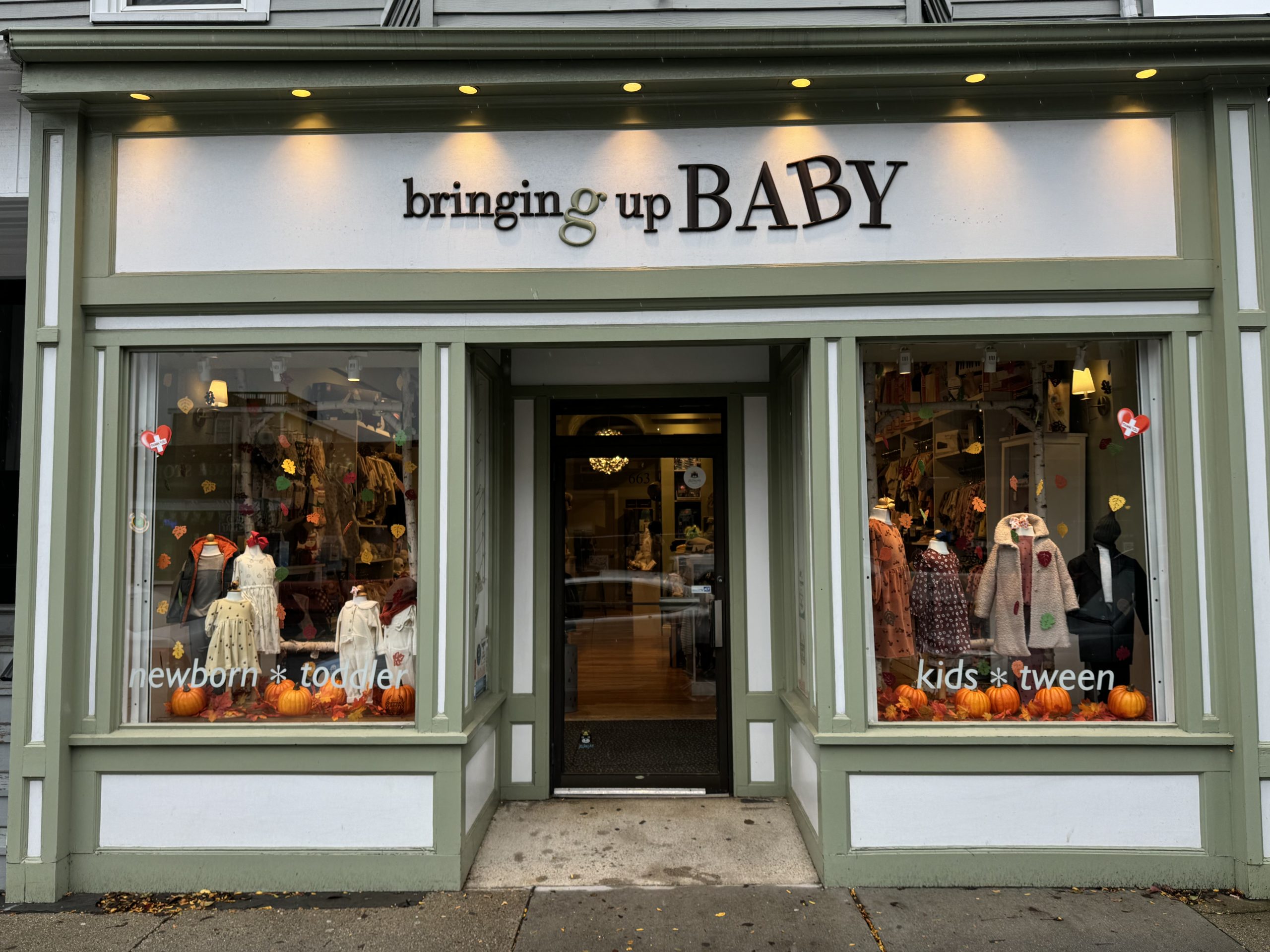 Bringing up Baby storefont