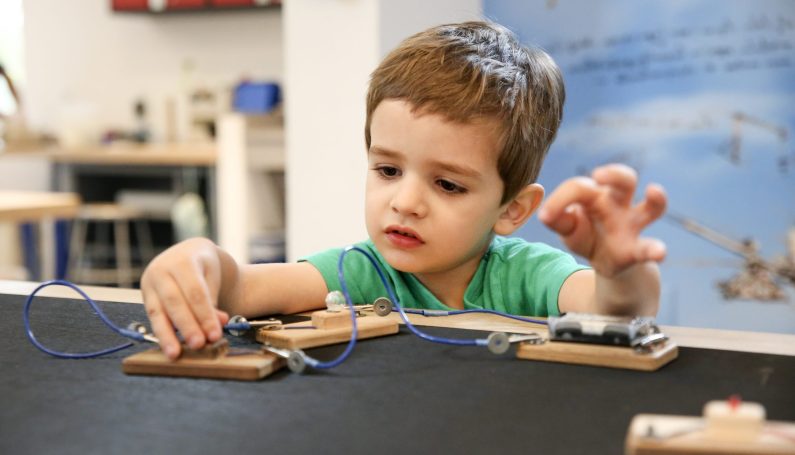 Discovery Museum Acton (rainy day indoor activities Boston)