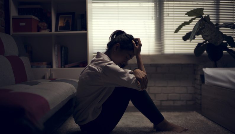 woman feeling depressed, mom with invisible disability, multiple sclerosis