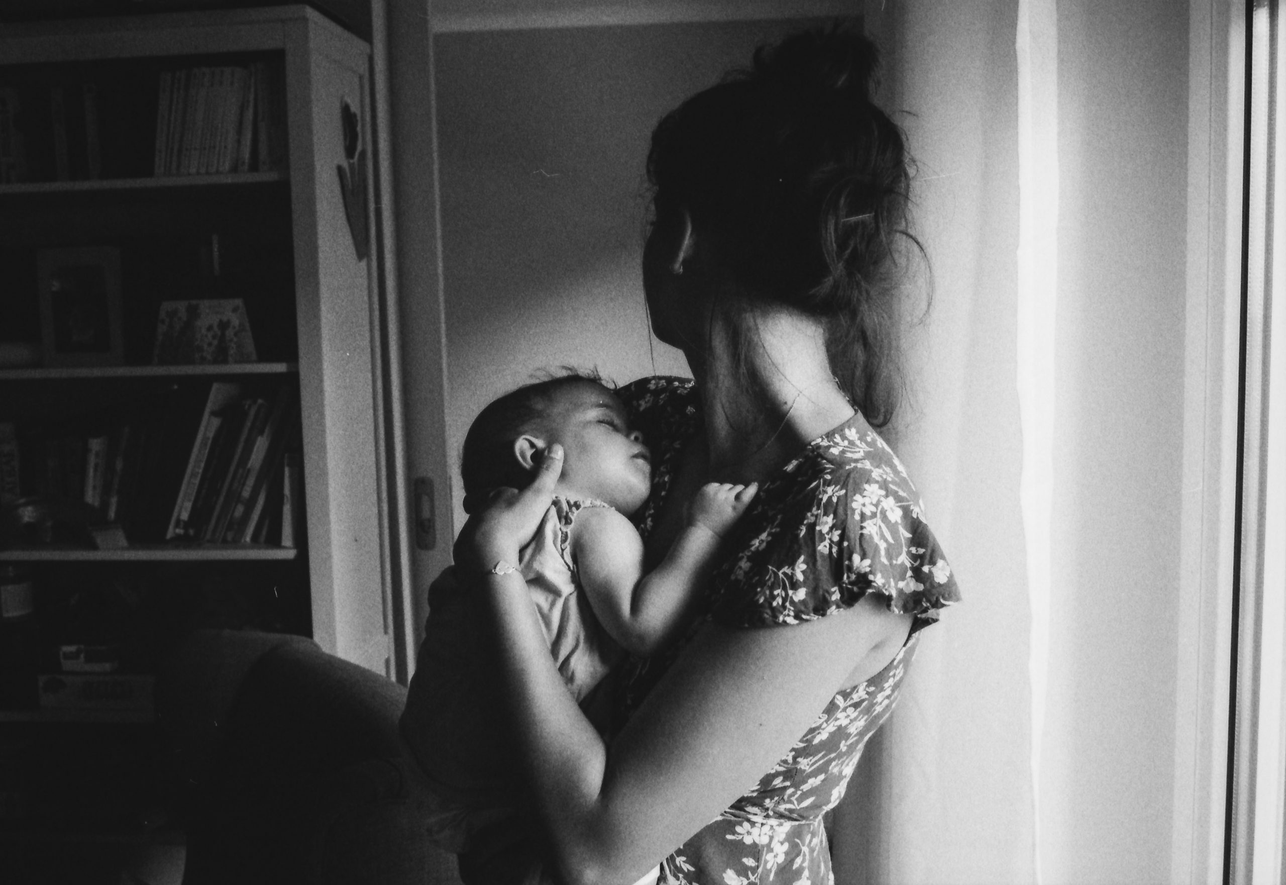 impostor mom syndrome - Boston Moms