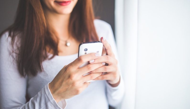 cell phone - Boston Moms Blog