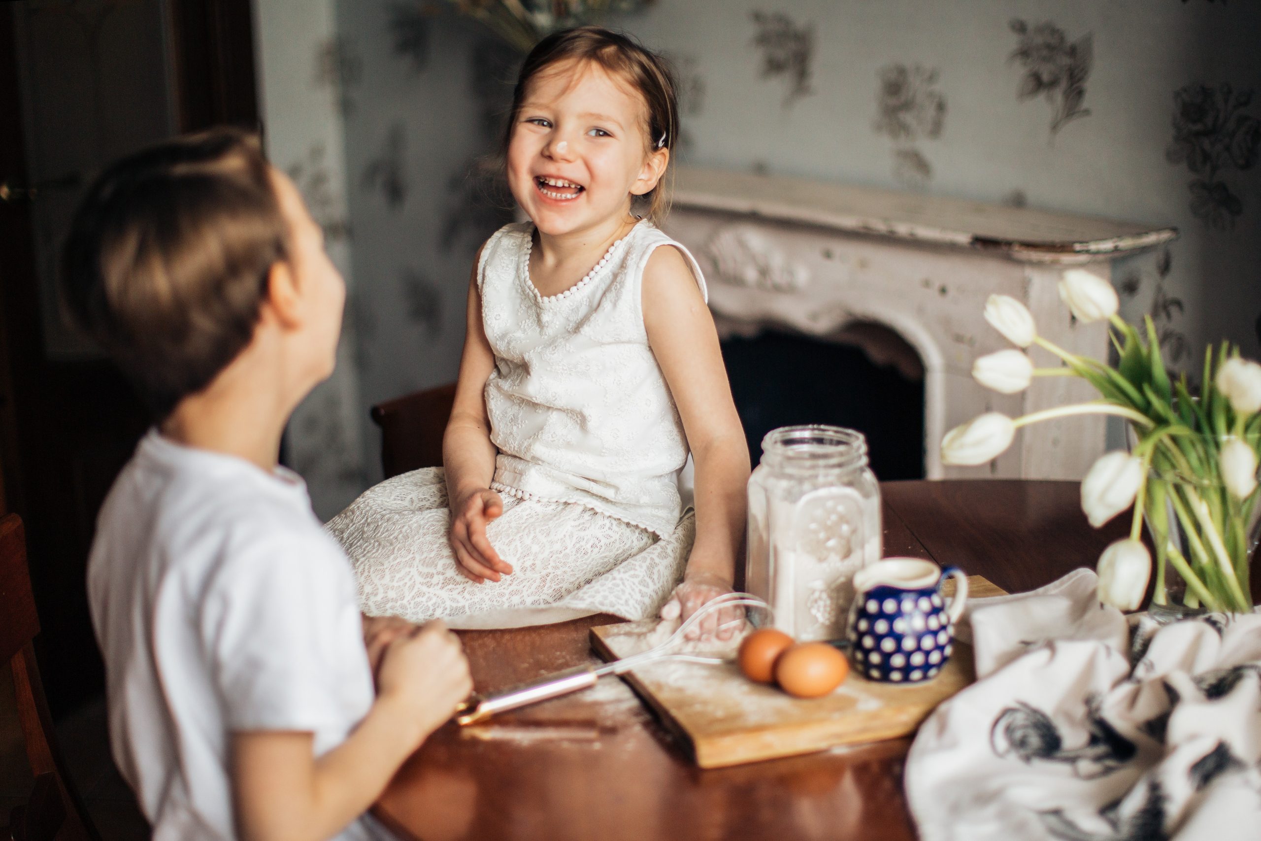 preschooler laughing at jokes