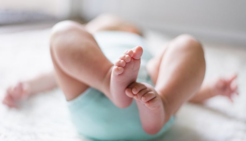 visiting new baby, germs, meningitis