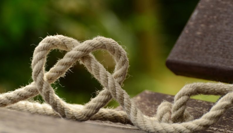 rope formed into a heart