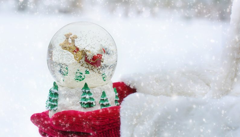 Elf on the Shelf snow globes - Boston Moms