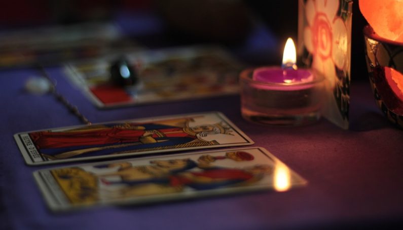 Tarot, Tea Leaves, Mediums, and Psychics :: 10 Places to Visit in Boston
